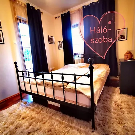 Apartment M3 Oasis Mogyoród