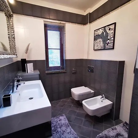 M3 Oasis * Mogyoród