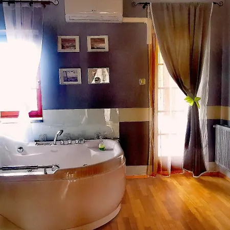 M3 Oasis Apartment Mogyoród